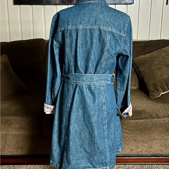 Berek • Medium • Vintage • Blue • Denim • Pink Rhinestones Buttons • Trench Coat - Picture 5 of 12